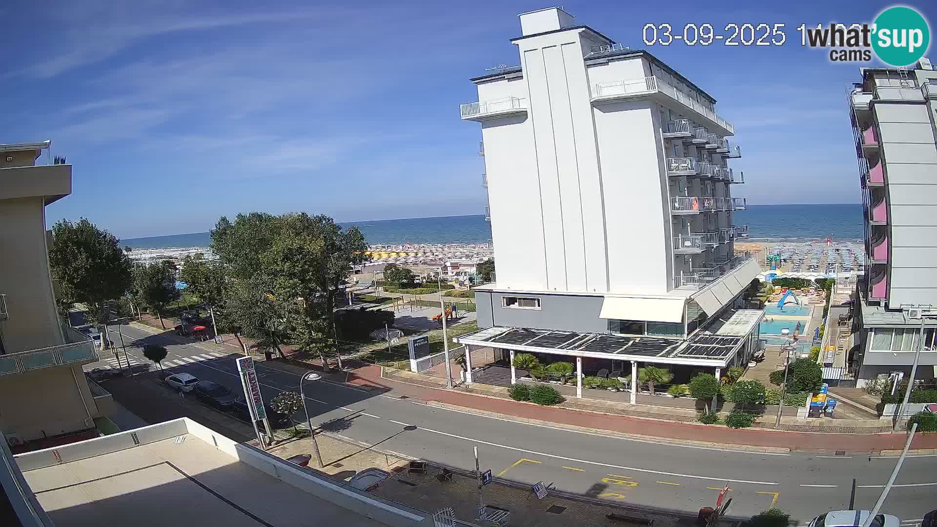 Riccione livecam beach and La Malfa gardens – Bagni Oreste spiaggia 115