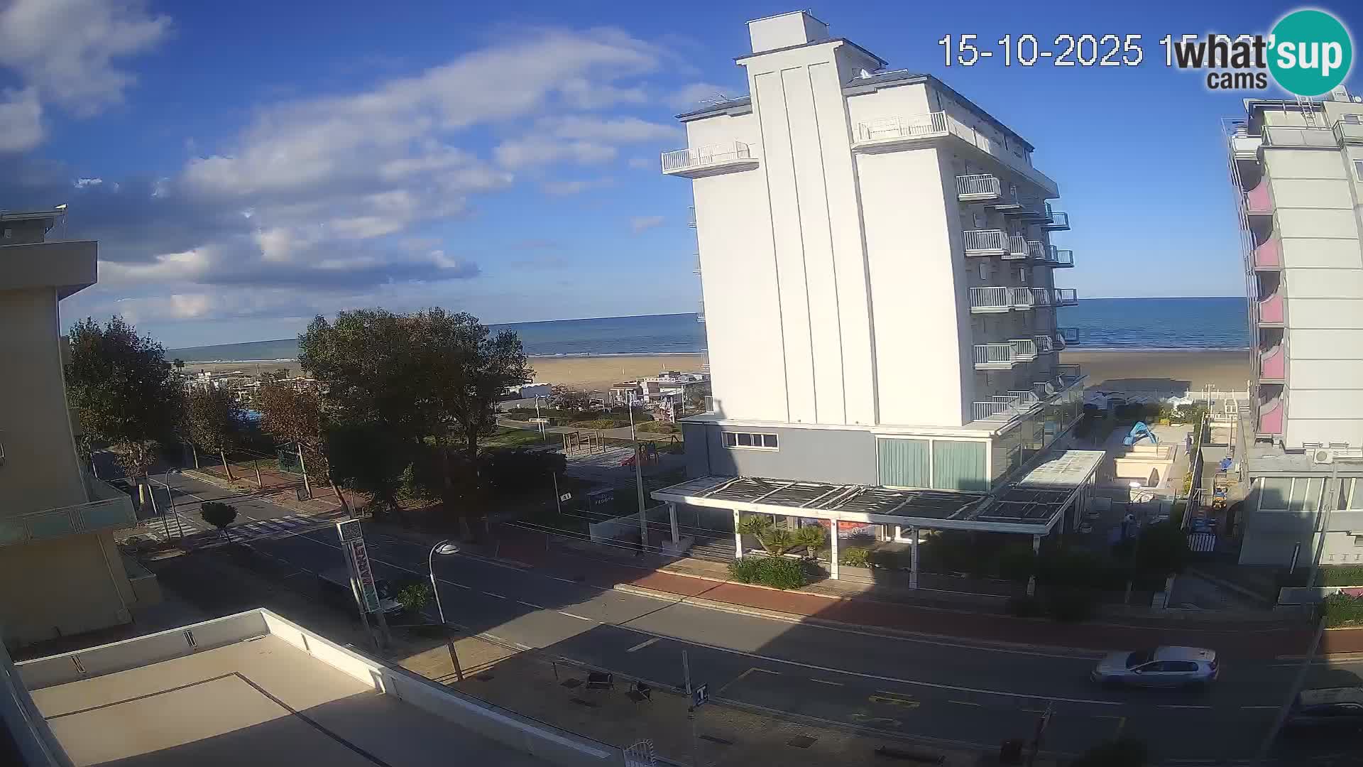 Plaža s spletno kamero Riccione in vrtovi La Malfa – plaža Bagni Oreste 115
