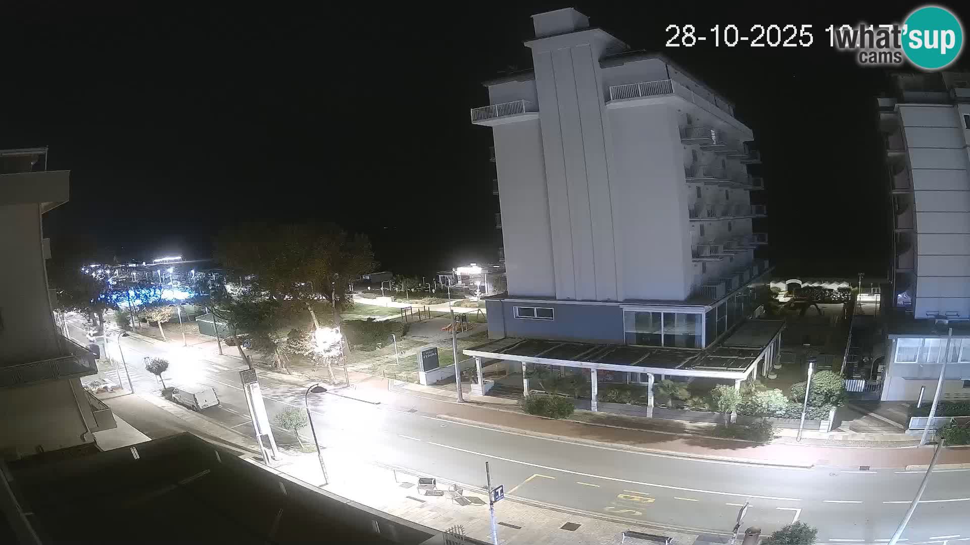 Plaža s spletno kamero Riccione in vrtovi La Malfa – plaža Bagni Oreste 115