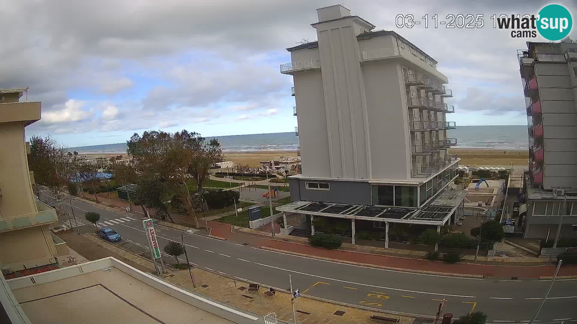 Riccione livecam beach and La Malfa gardens – Bagni Oreste spiaggia 115