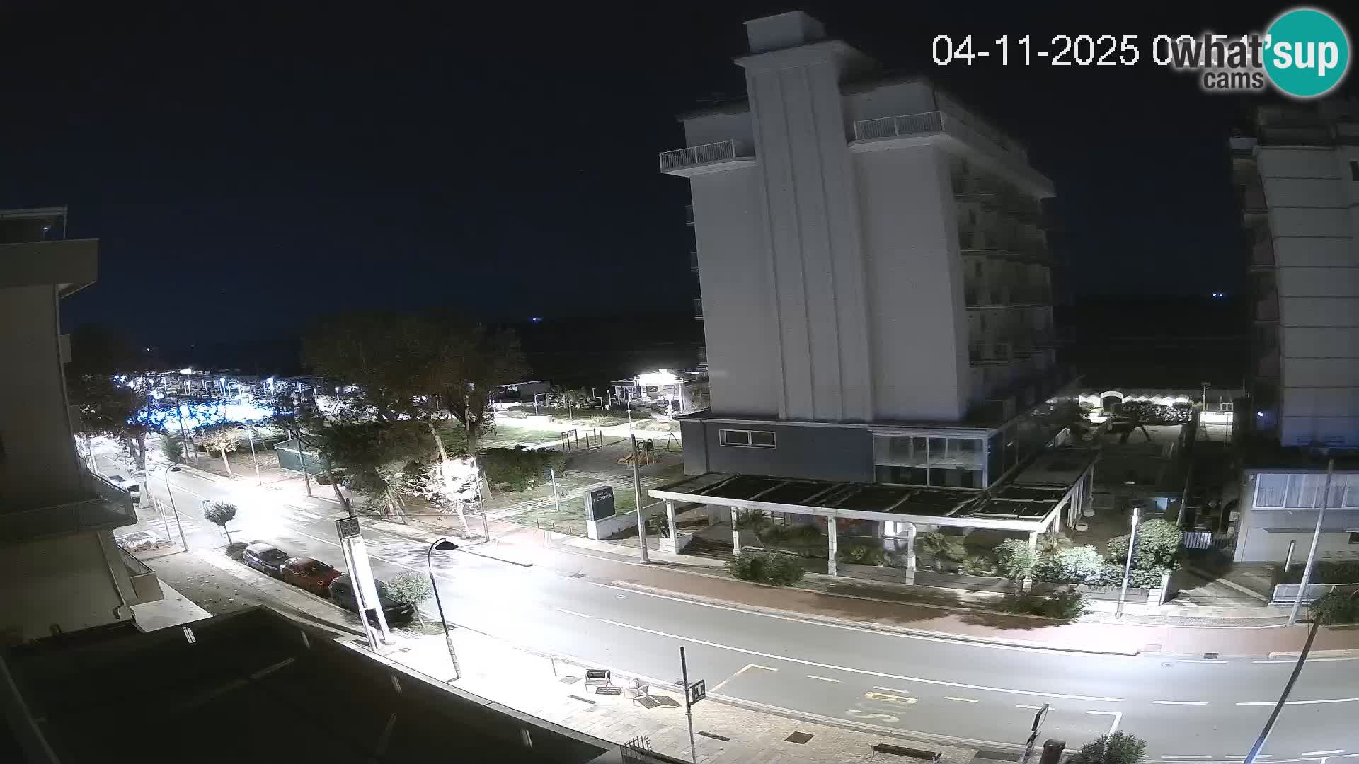 Riccione livecam beach and La Malfa gardens – Bagni Oreste spiaggia 115