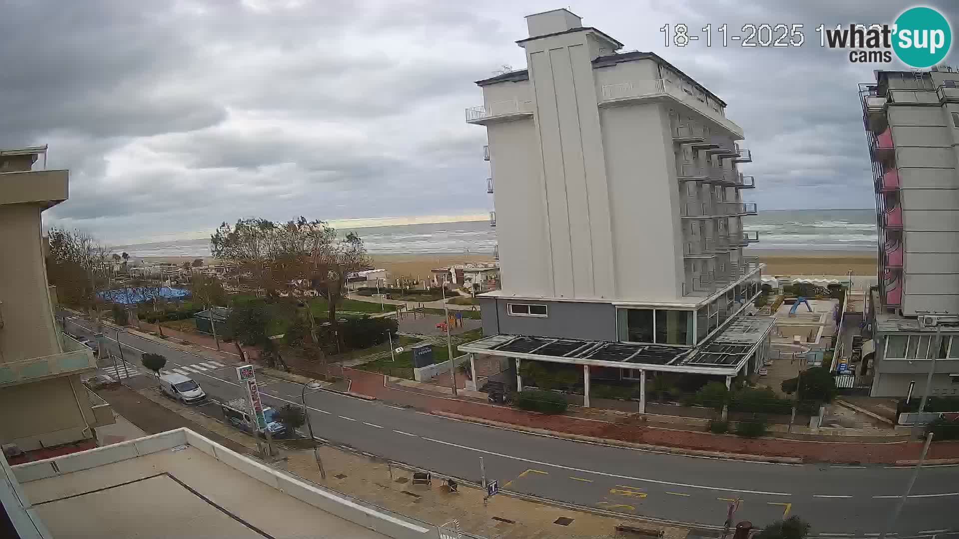 Riccione livecam beach and La Malfa gardens – Bagni Oreste spiaggia 115