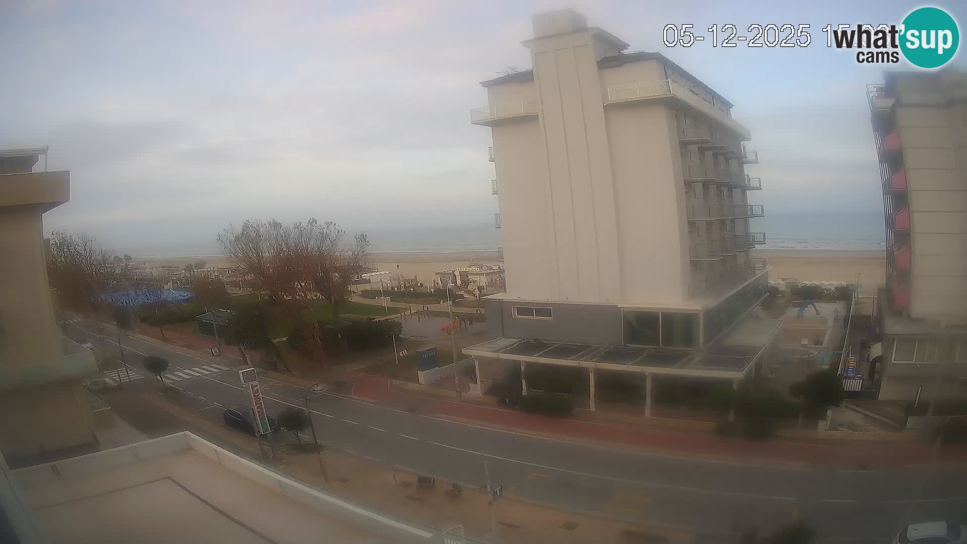 Riccione livecam beach and La Malfa gardens – Bagni Oreste spiaggia 115