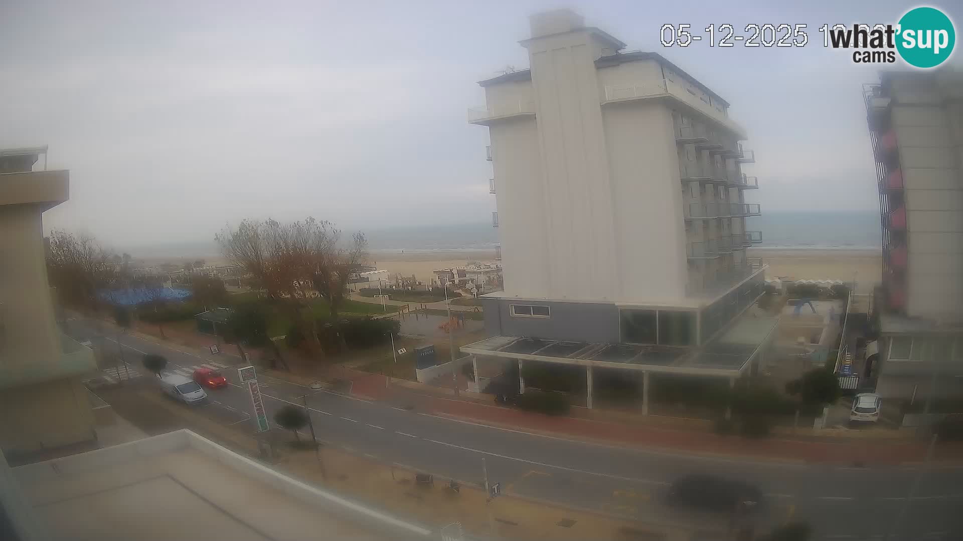 Plaža s spletno kamero Riccione in vrtovi La Malfa – plaža Bagni Oreste 115