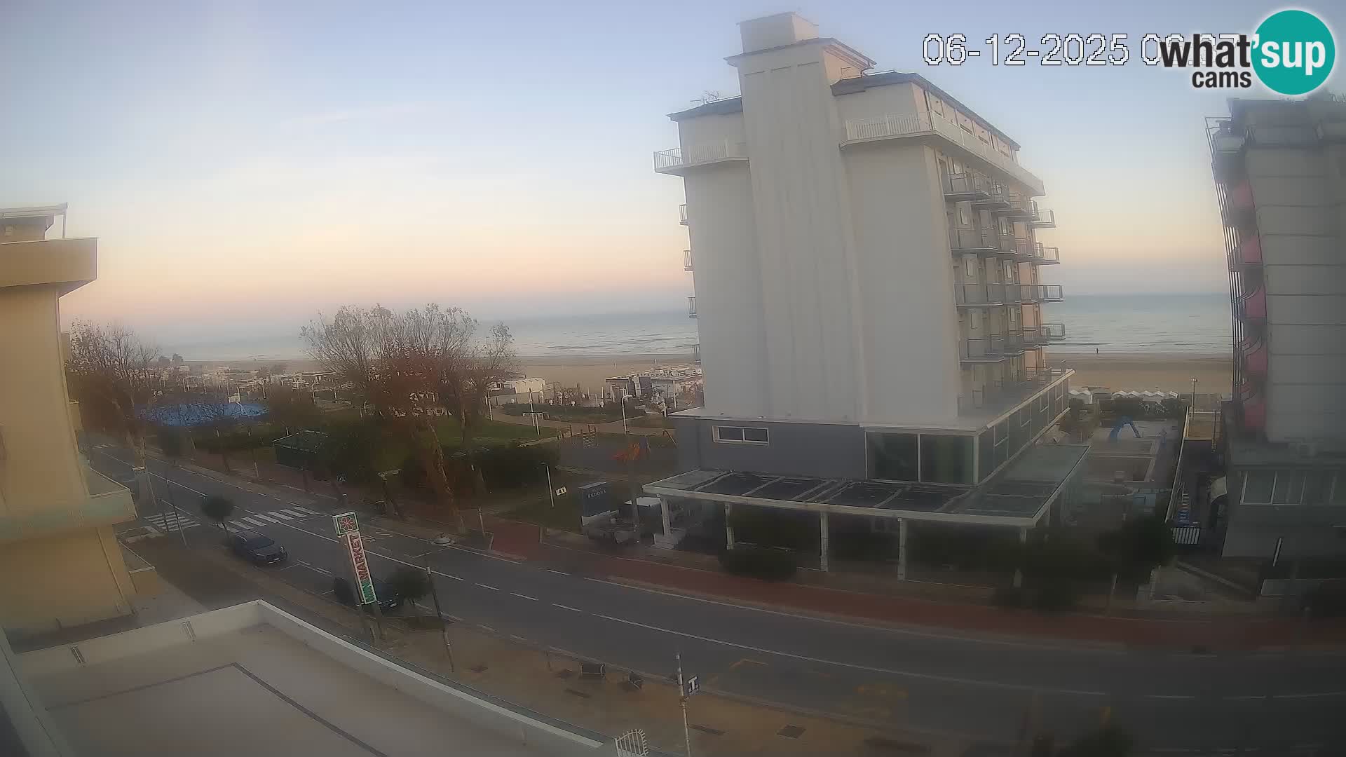 Riccione web kamera plaža i vrtovi La Malfa – plaža Bagni Oreste 115