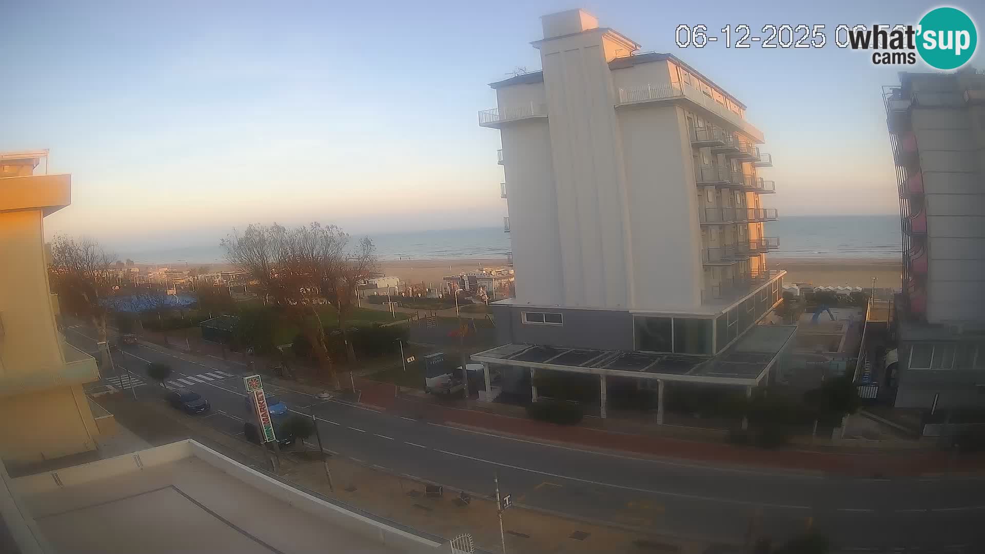 Riccione web kamera plaža i vrtovi La Malfa – plaža Bagni Oreste 115