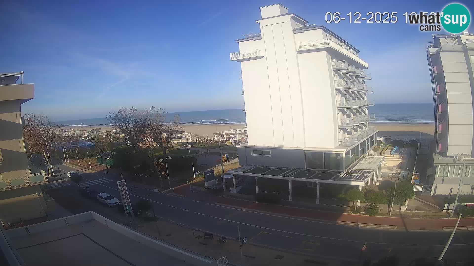 Plaža s spletno kamero Riccione in vrtovi La Malfa – plaža Bagni Oreste 115