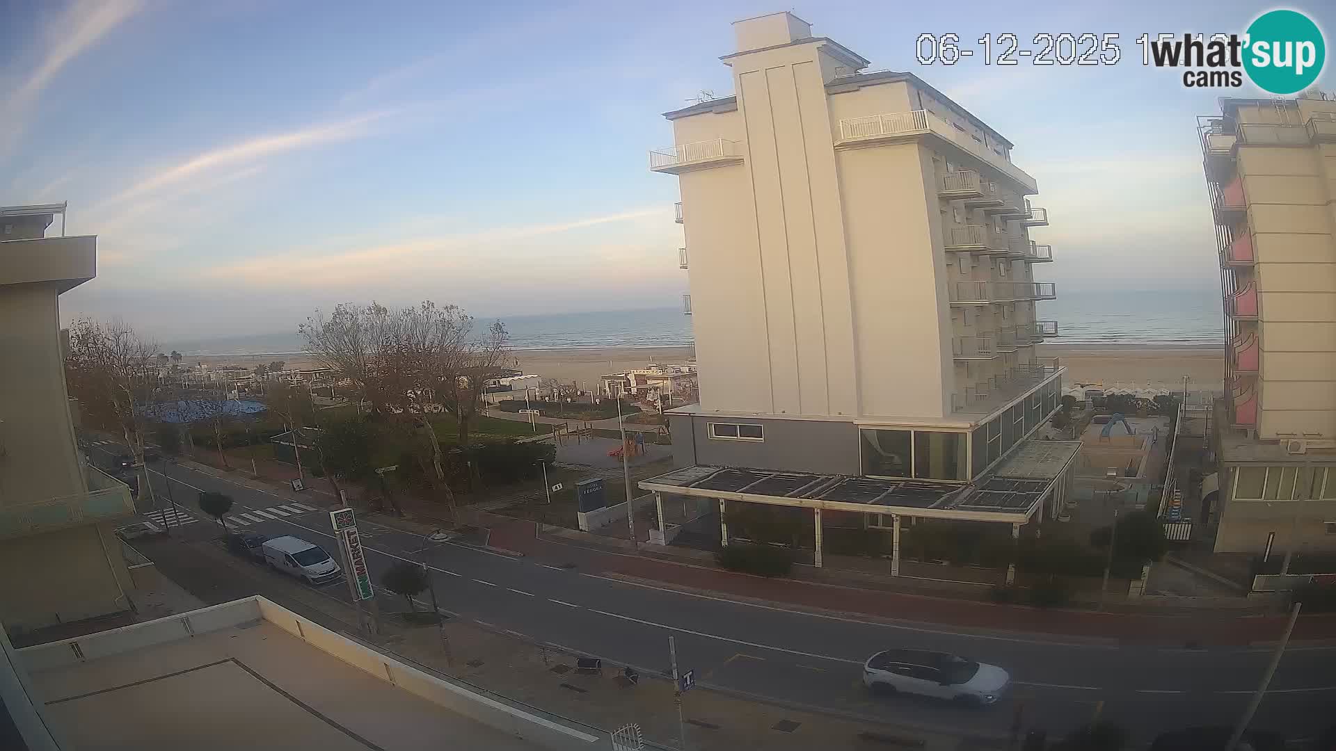Riccione livecam beach and La Malfa gardens – Bagni Oreste spiaggia 115