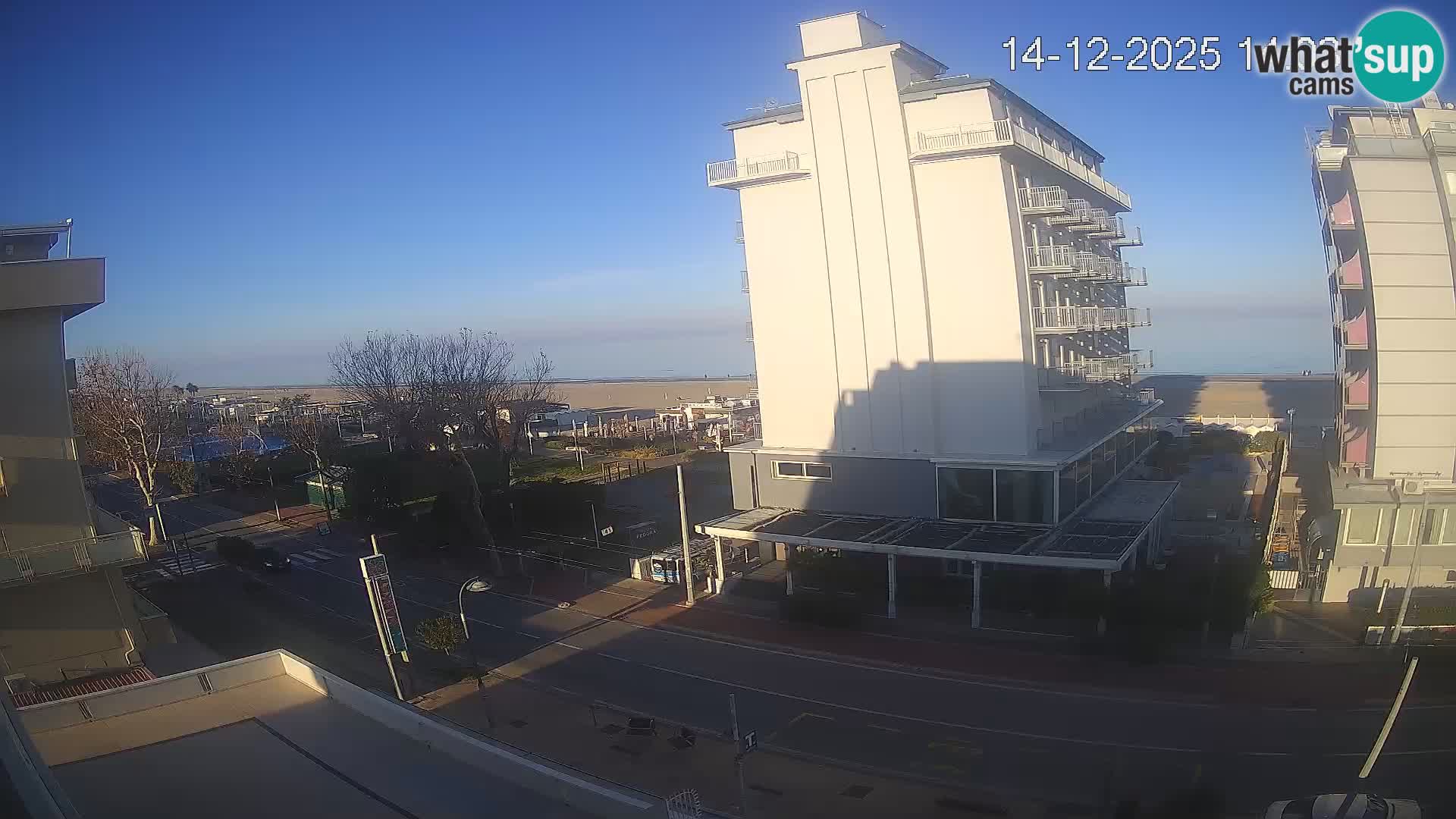 Riccione livecam beach and La Malfa gardens – Bagni Oreste spiaggia 115