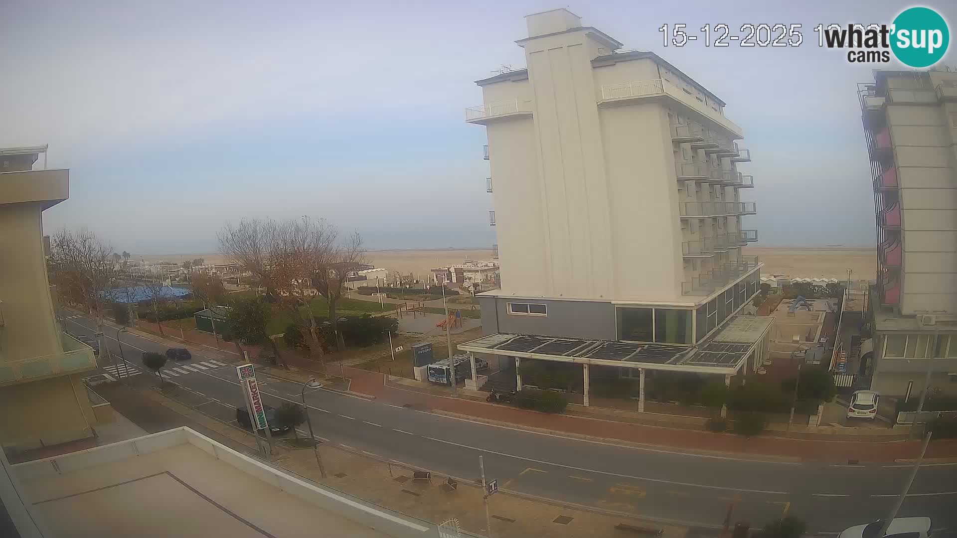 Riccione livecam beach and La Malfa gardens – Bagni Oreste spiaggia 115