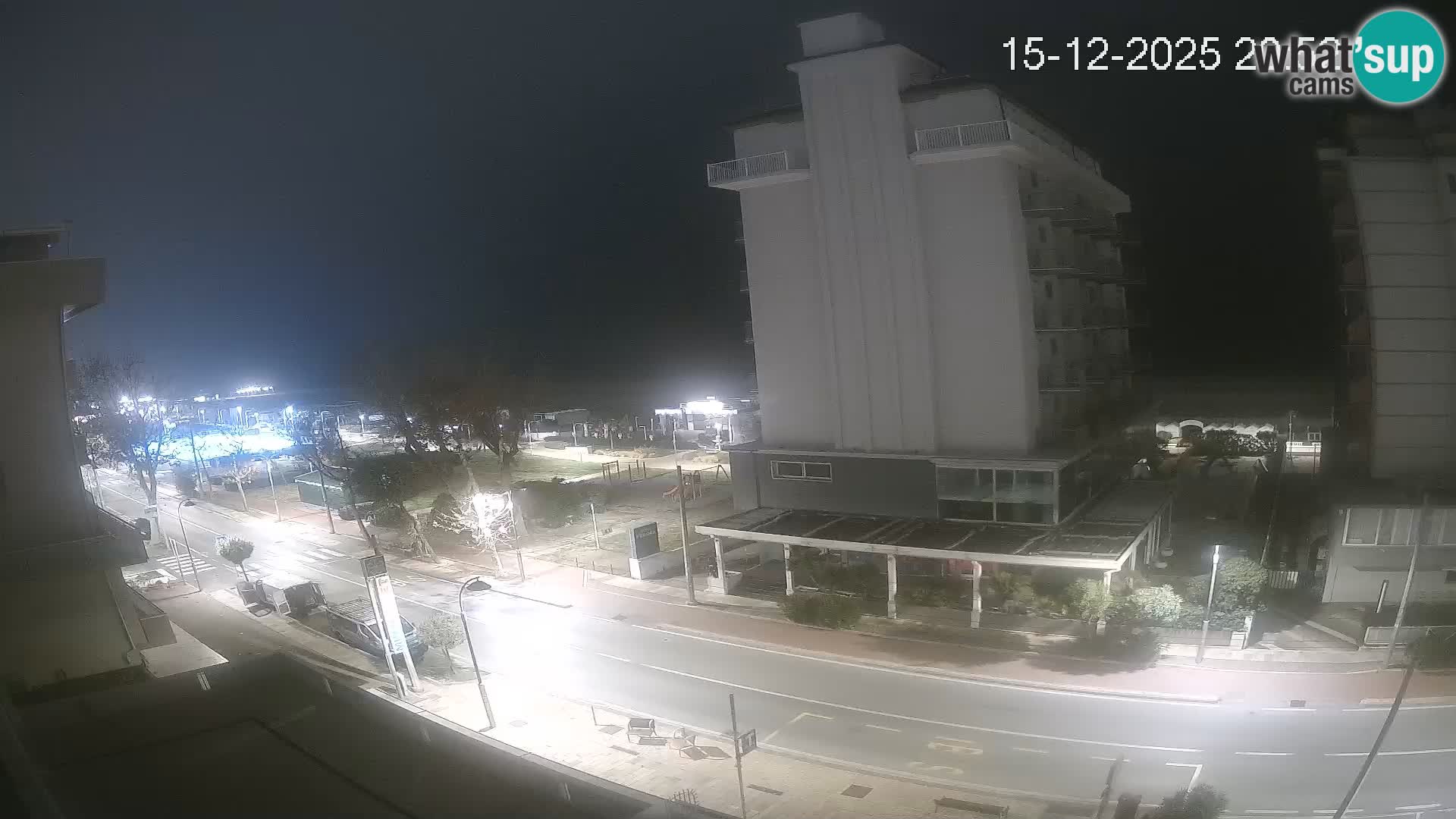 Plaža s spletno kamero Riccione in vrtovi La Malfa – plaža Bagni Oreste 115