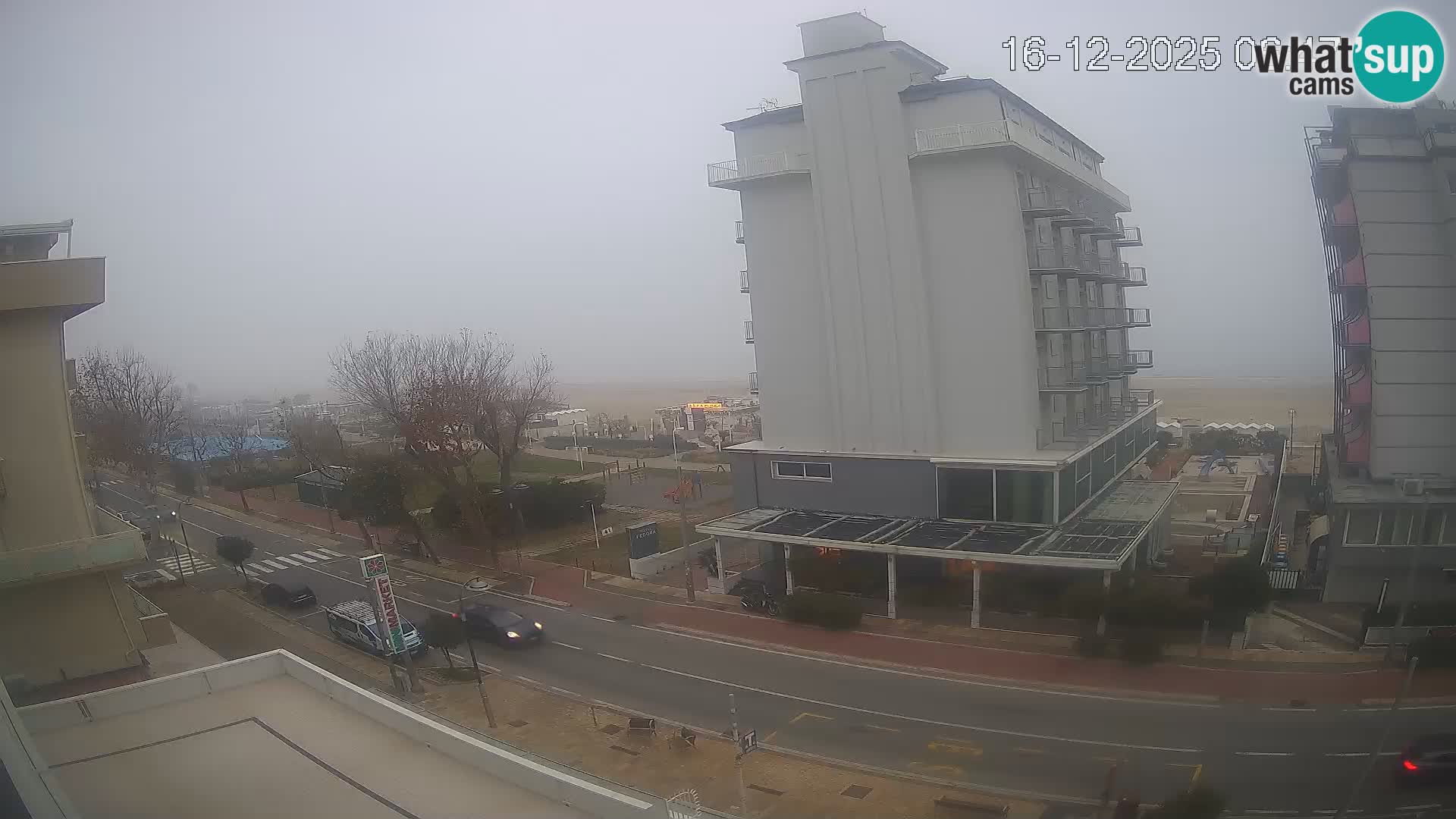 Riccione livecam beach and La Malfa gardens – Bagni Oreste spiaggia 115