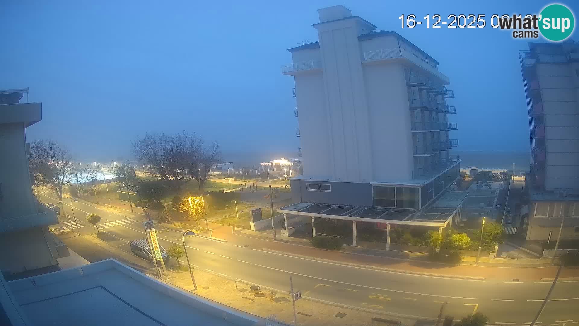 Riccione livecam beach and La Malfa gardens – Bagni Oreste spiaggia 115