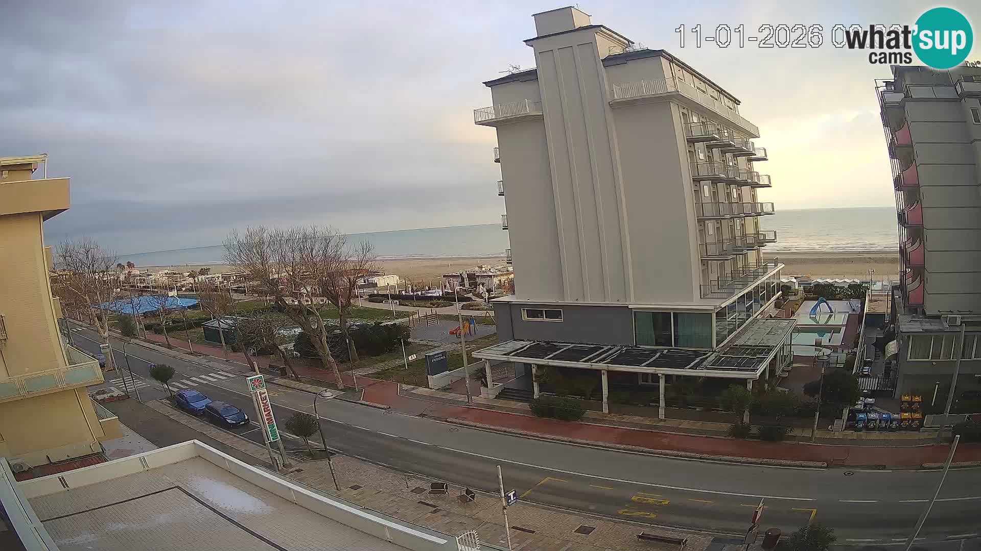 Plaža s spletno kamero Riccione in vrtovi La Malfa – plaža Bagni Oreste 115