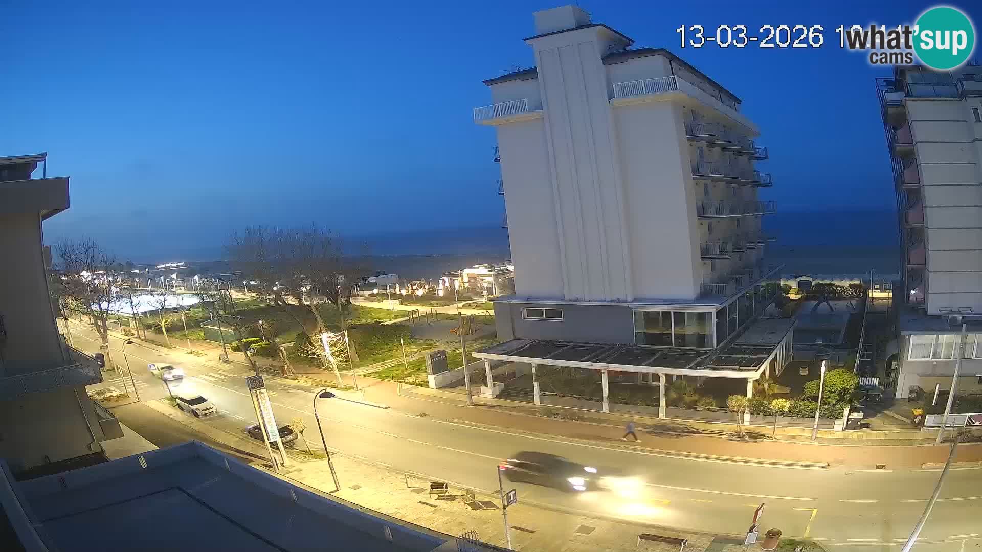 Plaža s spletno kamero Riccione in vrtovi La Malfa – plaža Bagni Oreste 115