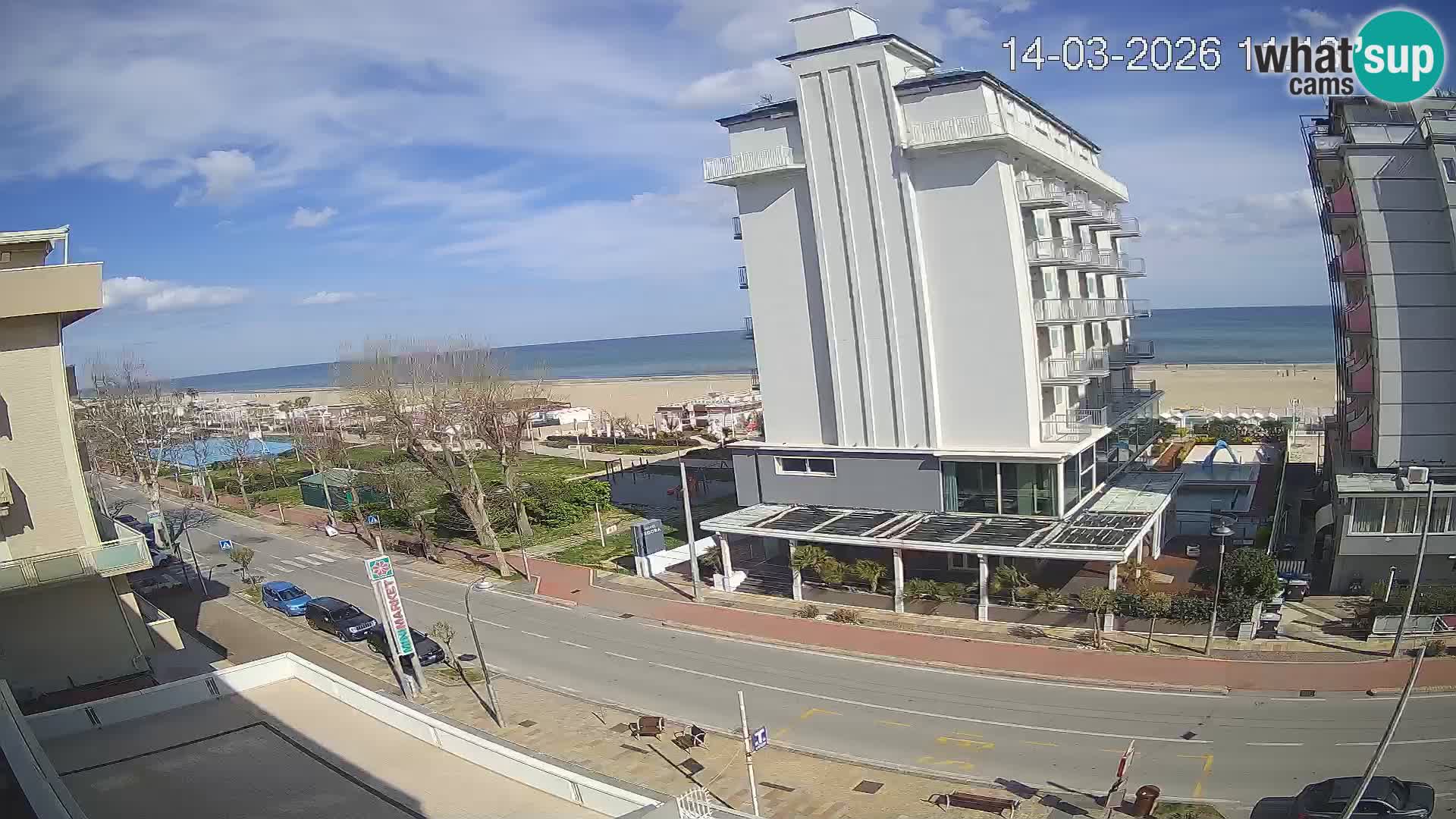 Plaža s spletno kamero Riccione in vrtovi La Malfa – plaža Bagni Oreste 115