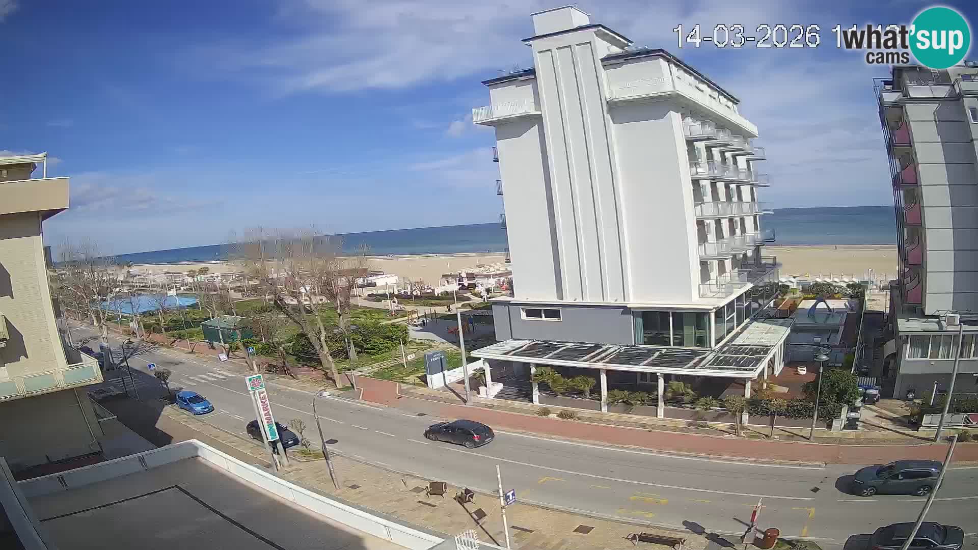Plaža s spletno kamero Riccione in vrtovi La Malfa – plaža Bagni Oreste 115