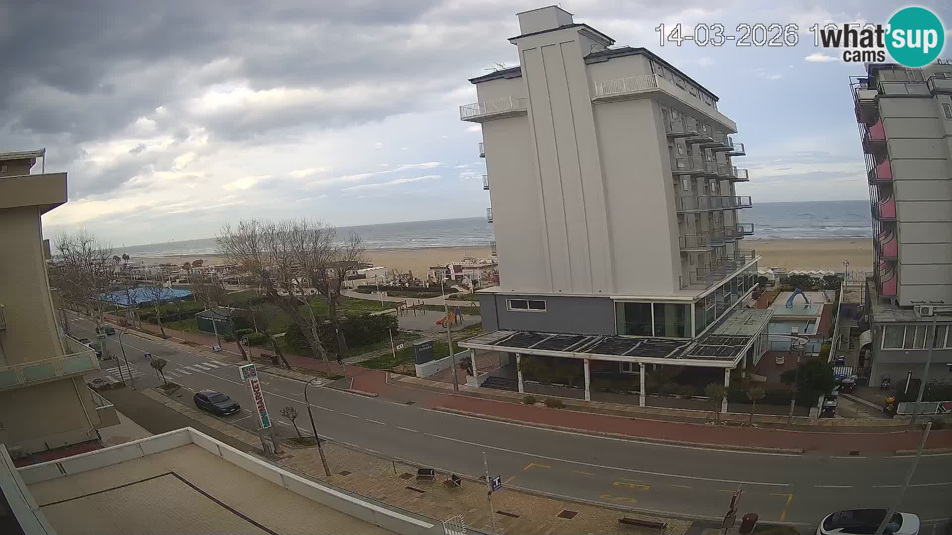 Riccione livecam beach and La Malfa gardens – Bagni Oreste spiaggia 115