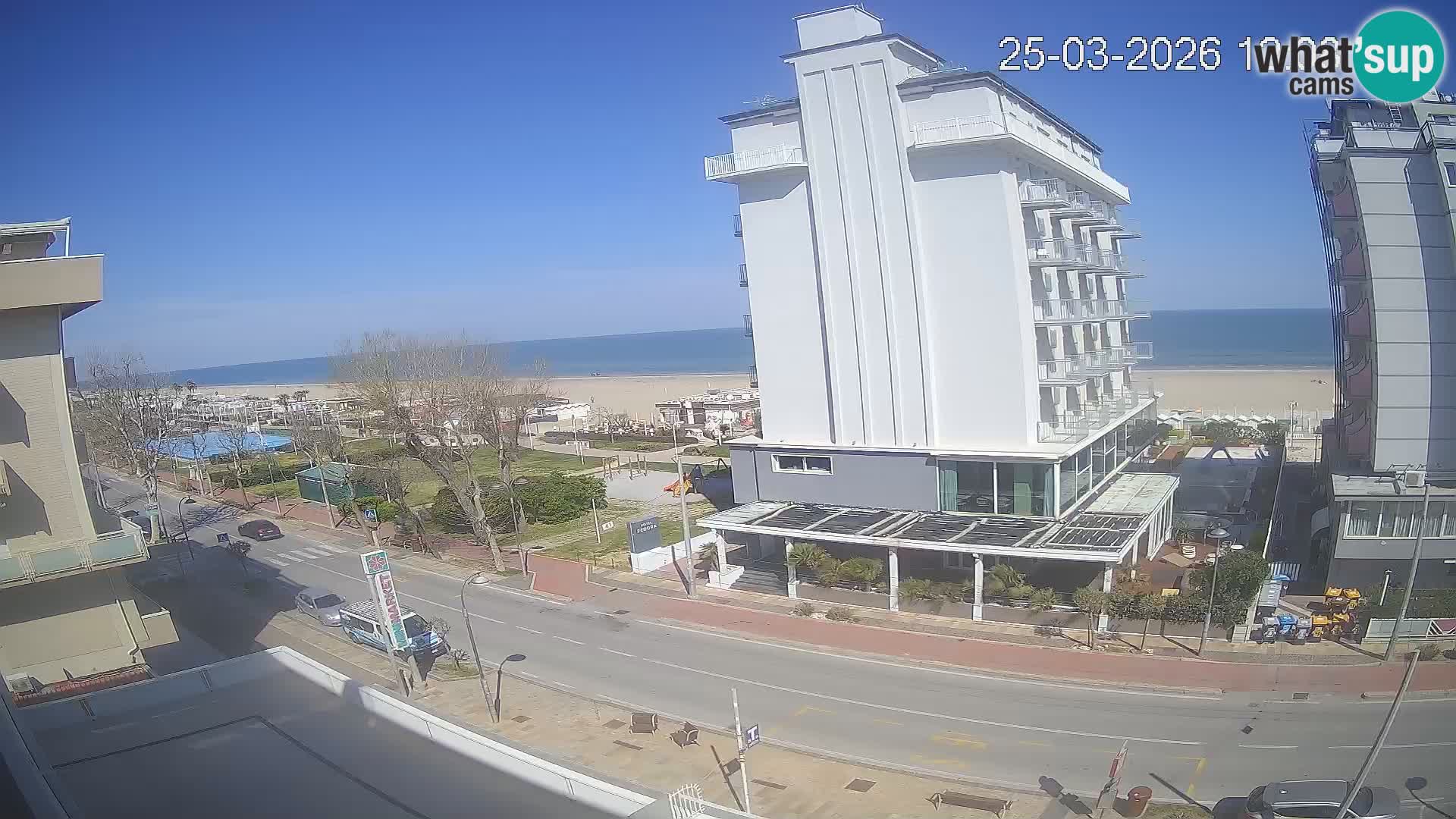 Riccione livecam beach and La Malfa gardens – Bagni Oreste spiaggia 115