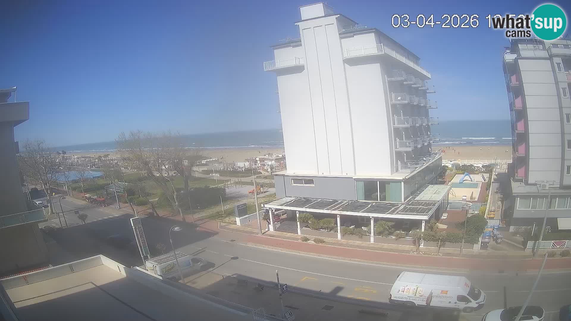 Riccione livecam beach and La Malfa gardens – Bagni Oreste spiaggia 115