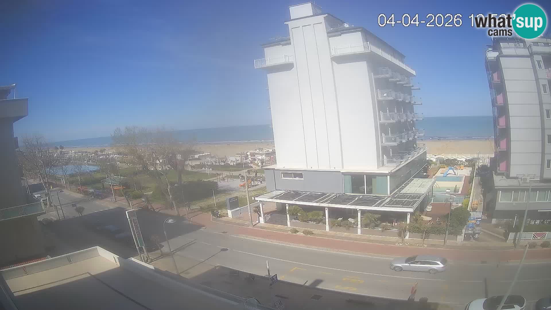 Plaža s spletno kamero Riccione in vrtovi La Malfa – plaža Bagni Oreste 115