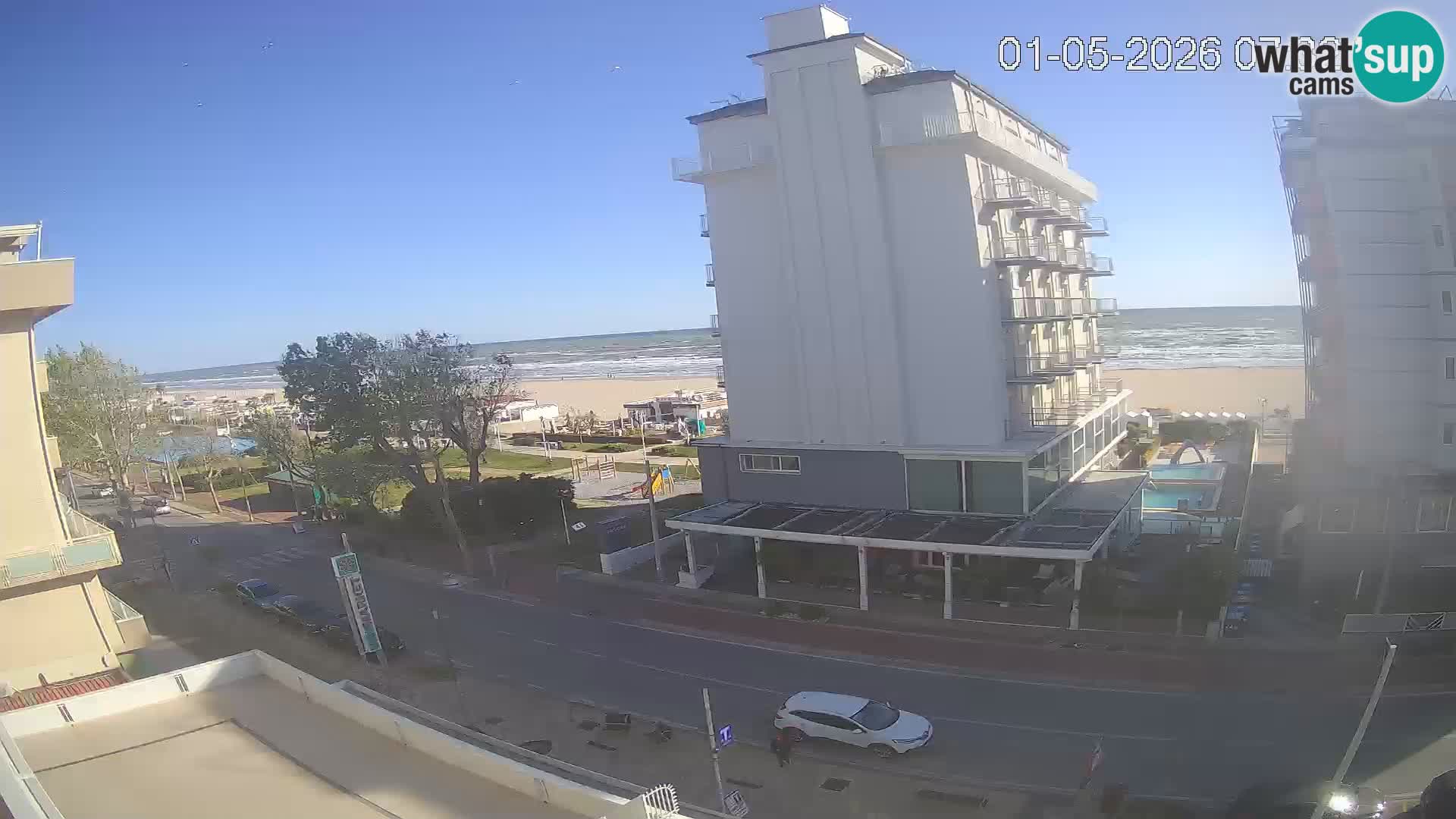 Plaža s spletno kamero Riccione in vrtovi La Malfa – plaža Bagni Oreste 115