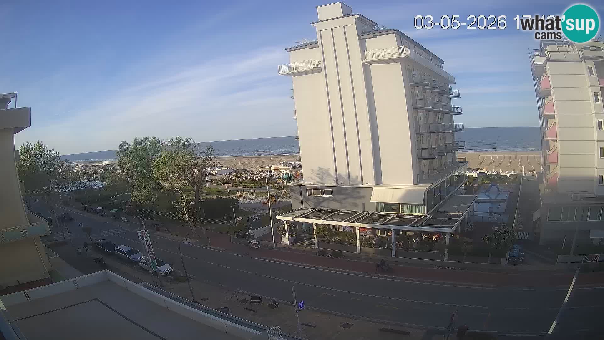 Plaža s spletno kamero Riccione in vrtovi La Malfa – plaža Bagni Oreste 115