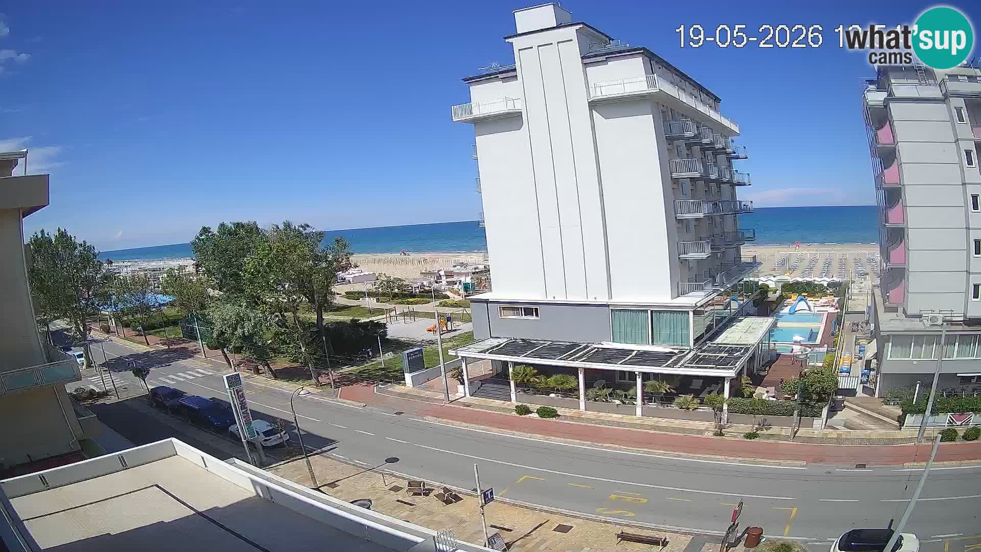 Riccione livecam beach and La Malfa gardens – Bagni Oreste spiaggia 115