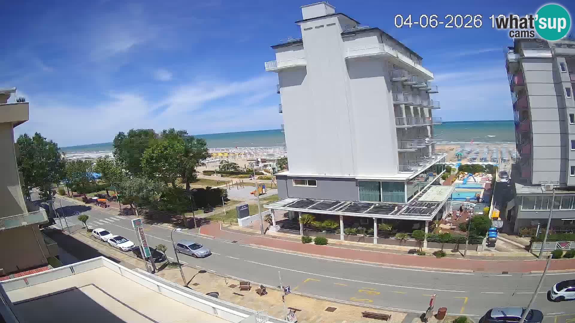 Plaža s spletno kamero Riccione in vrtovi La Malfa – plaža Bagni Oreste 115