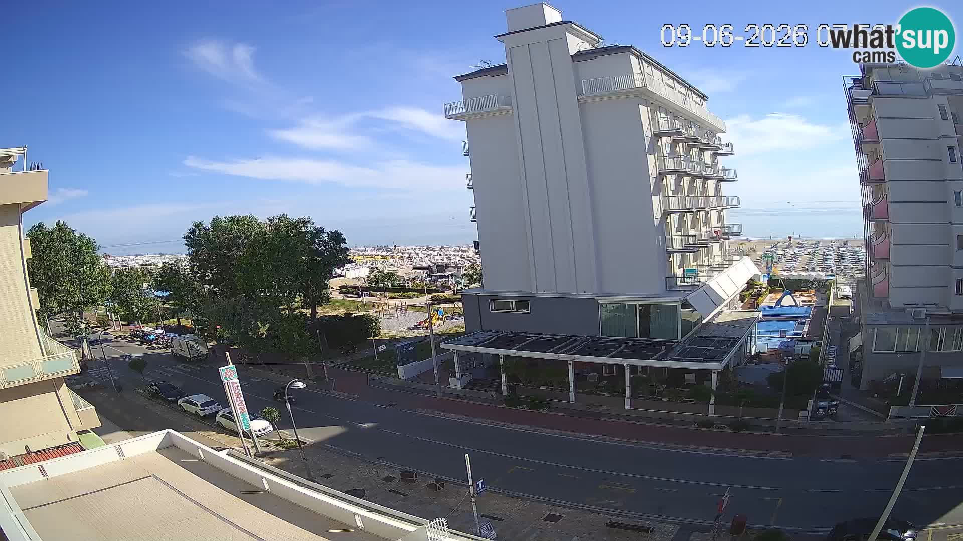 Plaža s spletno kamero Riccione in vrtovi La Malfa – plaža Bagni Oreste 115