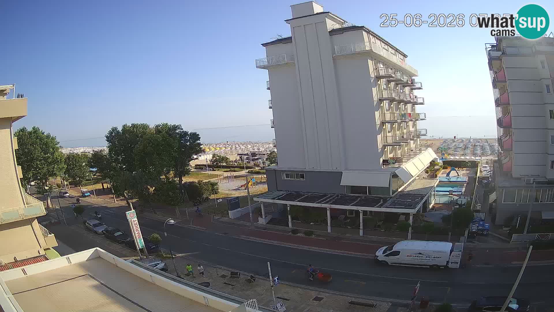 Riccione livecam beach and La Malfa gardens – Bagni Oreste spiaggia 115