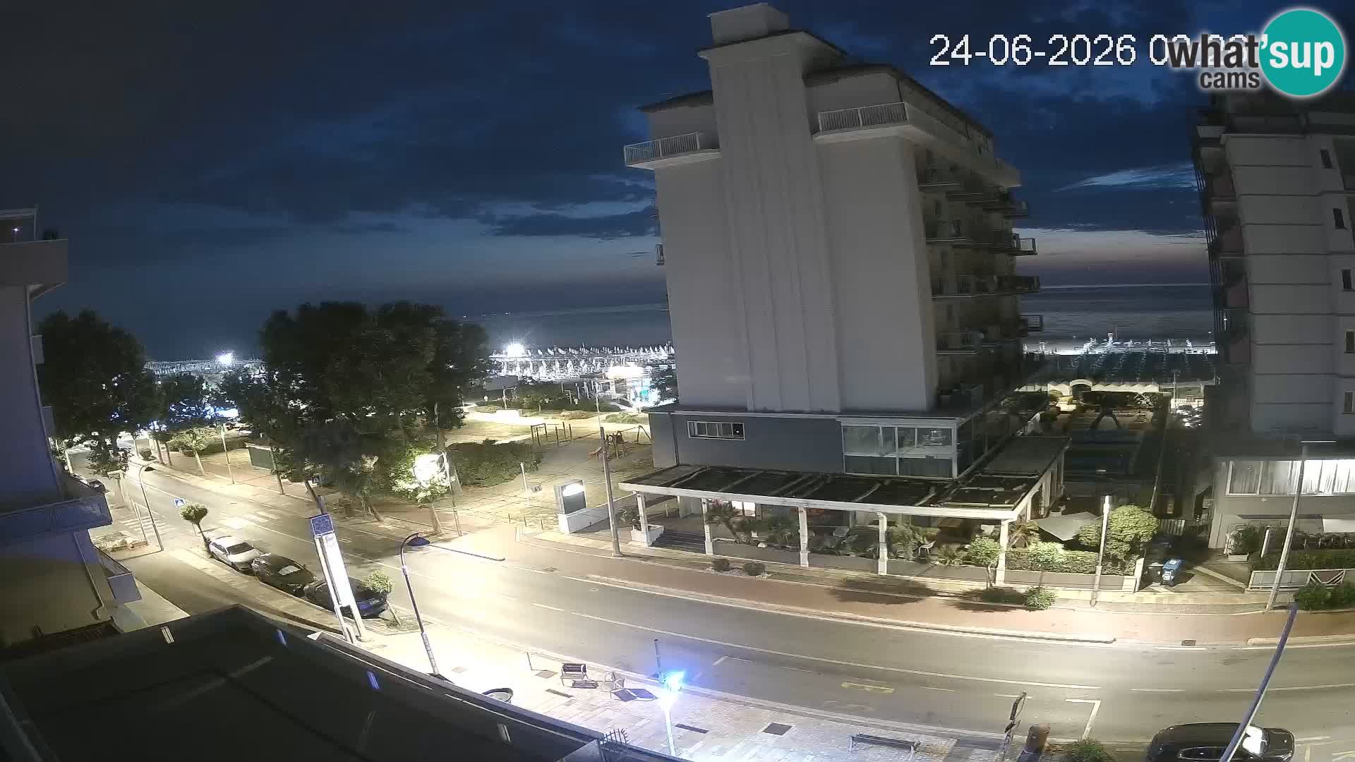 Plaža s spletno kamero Riccione in vrtovi La Malfa – plaža Bagni Oreste 115