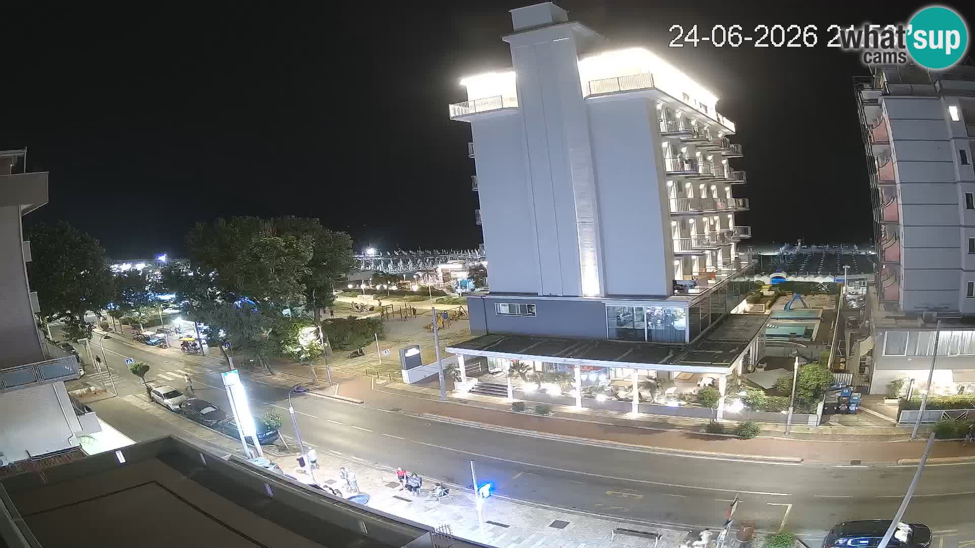 Plaža s spletno kamero Riccione in vrtovi La Malfa – plaža Bagni Oreste 115