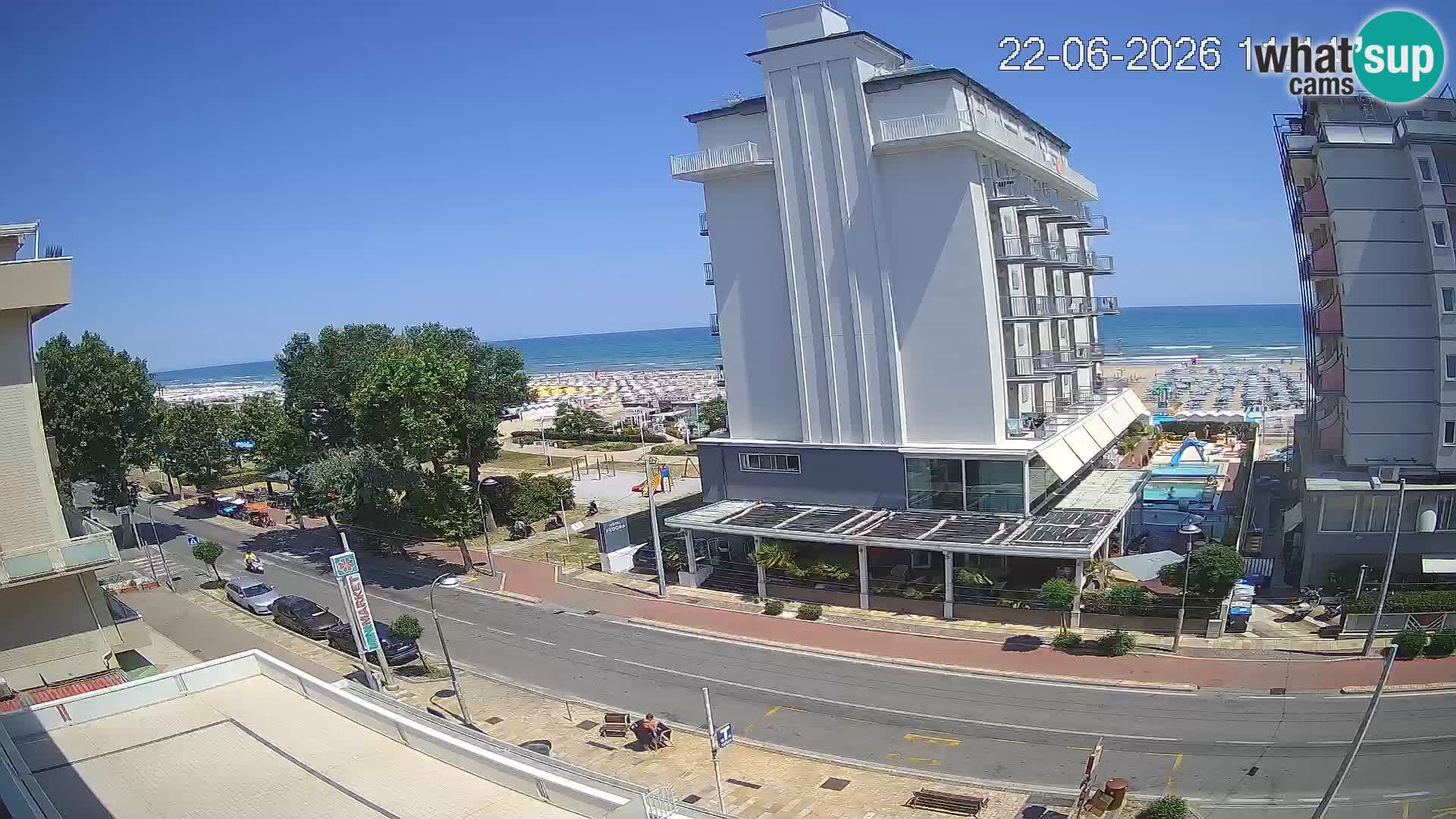 Riccione livecam beach and La Malfa gardens – Bagni Oreste spiaggia 115