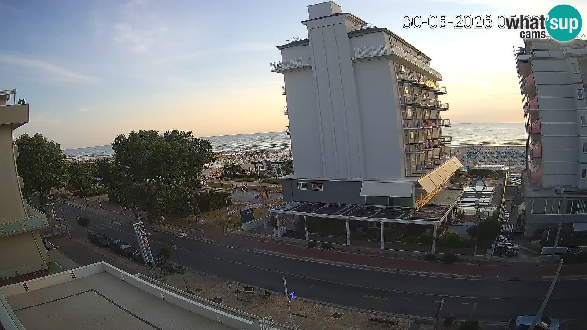 Riccione web kamera plaža i vrtovi La Malfa – plaža Bagni Oreste 115