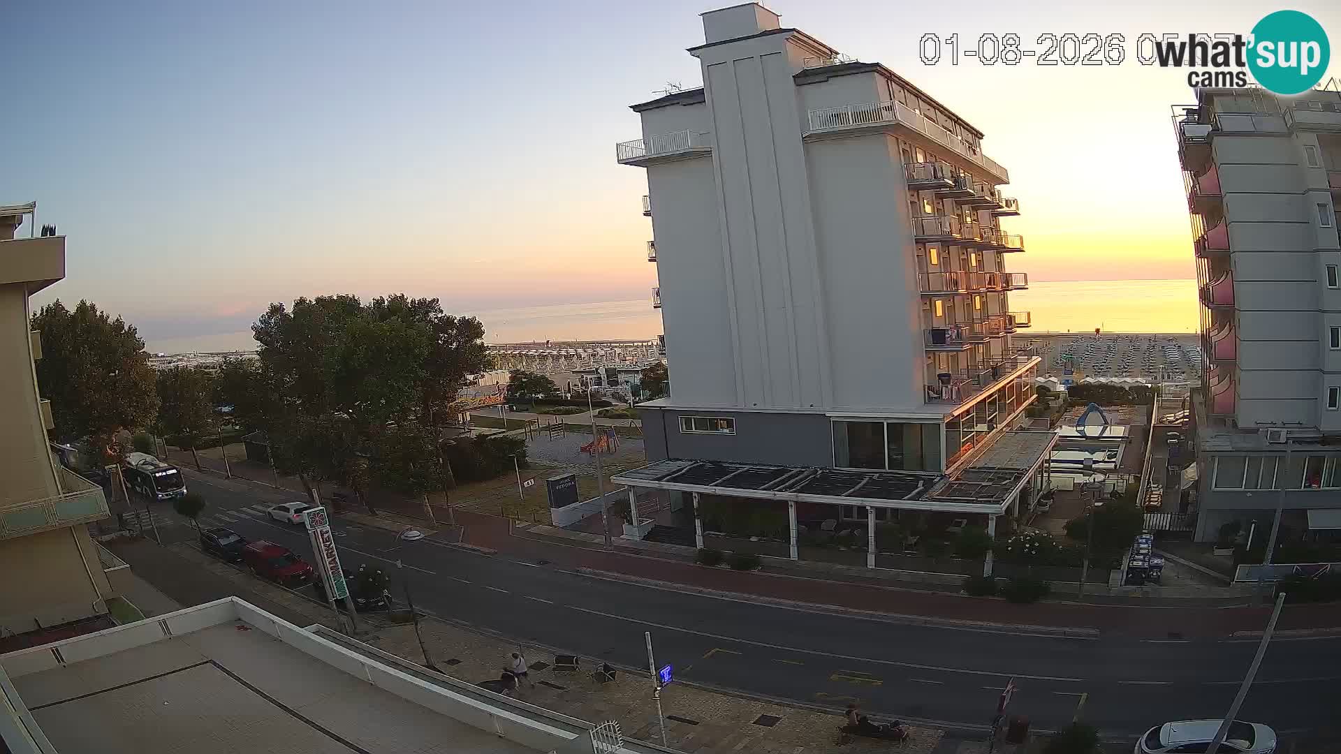 Riccione livecam beach and La Malfa gardens – Bagni Oreste spiaggia 115