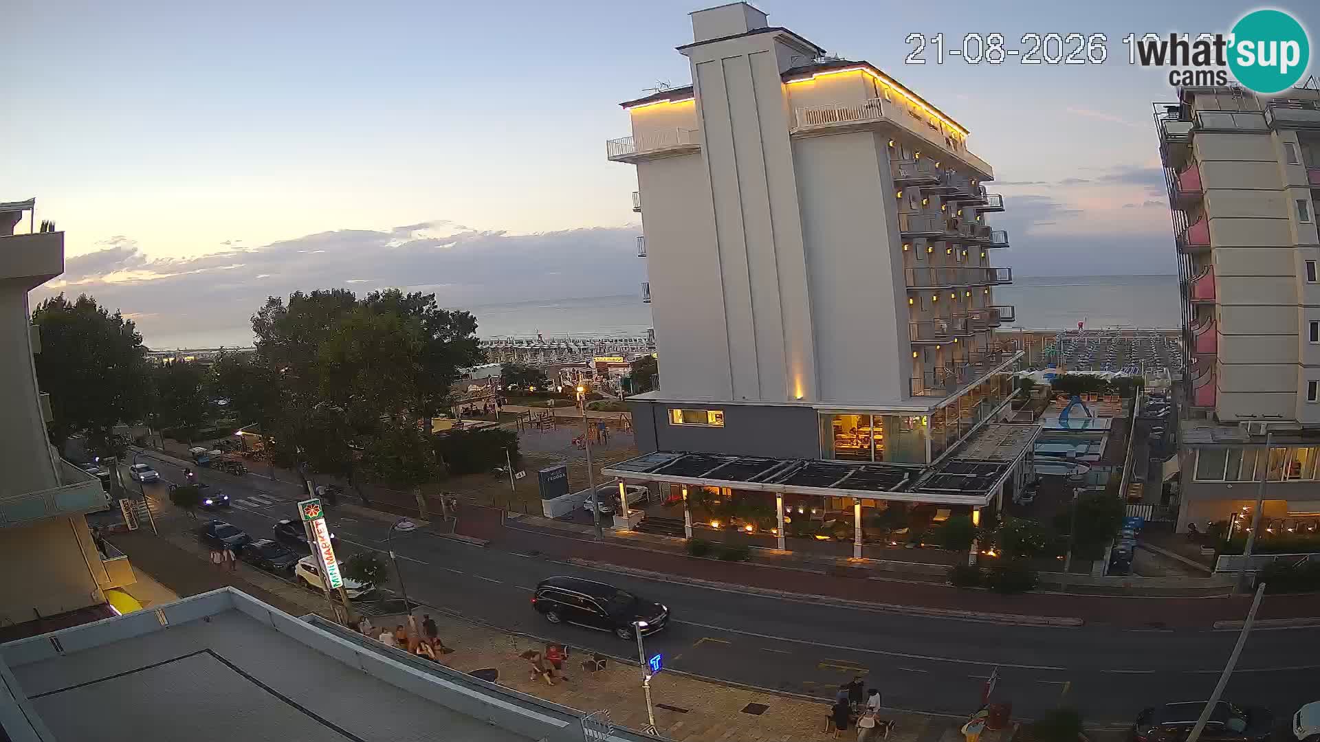 Riccione livecam beach and La Malfa gardens – Bagni Oreste spiaggia 115