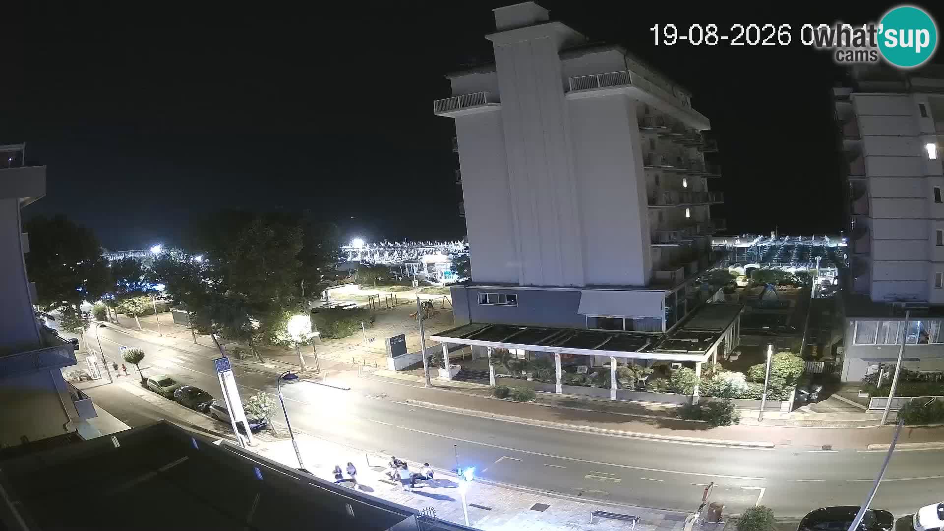 Plaža s spletno kamero Riccione in vrtovi La Malfa – plaža Bagni Oreste 115