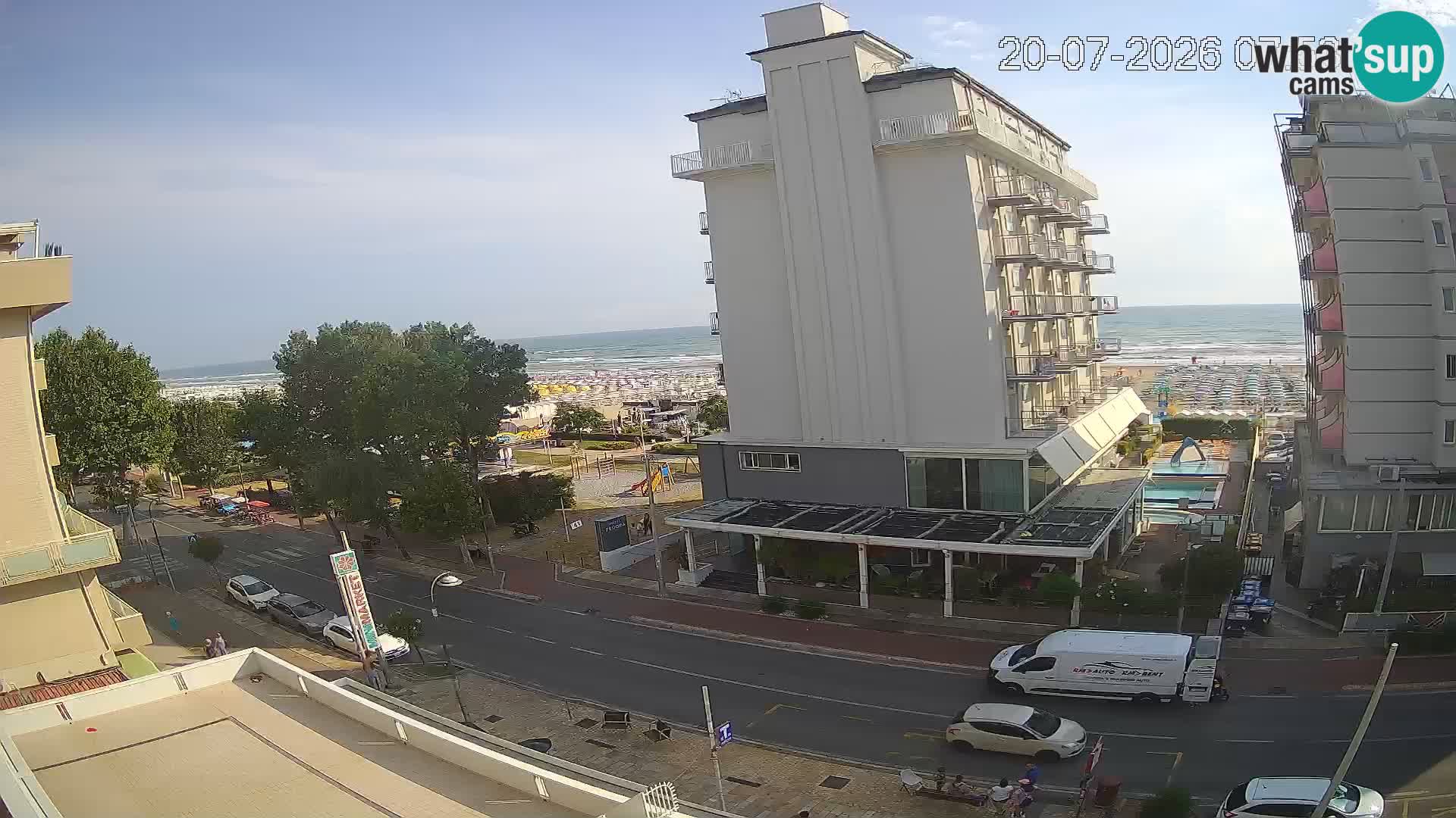 Riccione livecam beach and La Malfa gardens – Bagni Oreste spiaggia 115