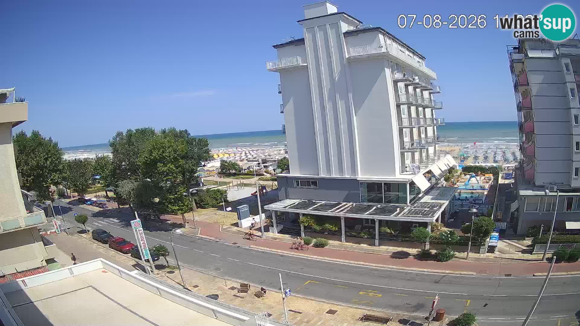 Riccione livecam beach and La Malfa gardens – Bagni Oreste spiaggia 115
