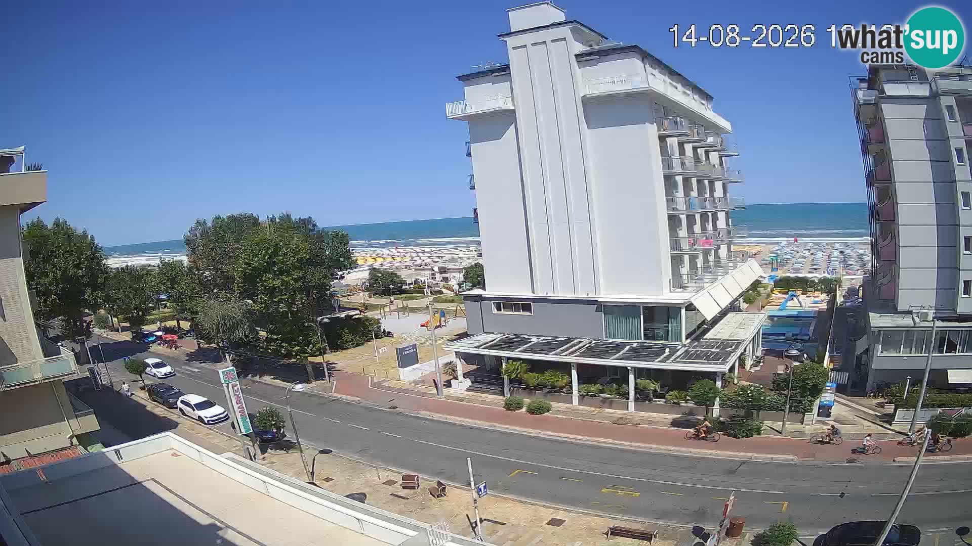 Plaža s spletno kamero Riccione in vrtovi La Malfa – plaža Bagni Oreste 115