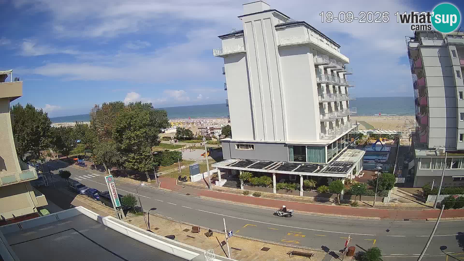 Riccione livecam beach and La Malfa gardens – Bagni Oreste spiaggia 115