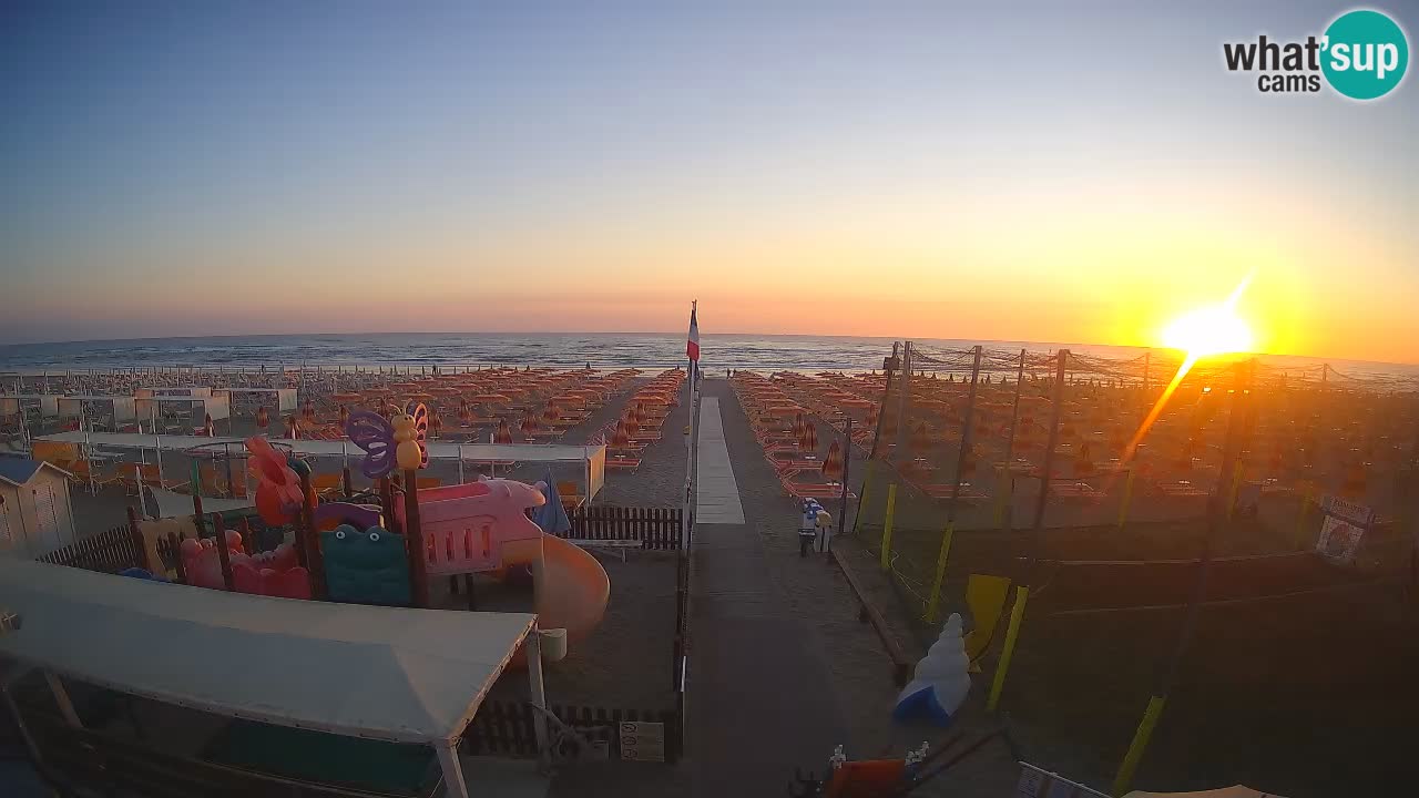Riccione Beach Zone 3 Webcam – Live View