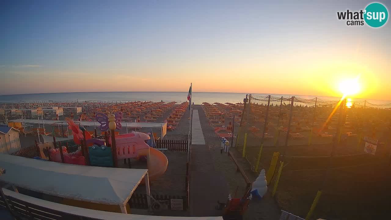 Riccione Beach Zone 3 Webcam – Live View