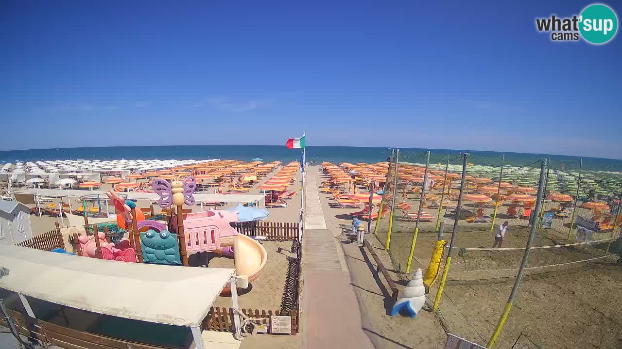 Spletna kamera Riccione Plaža Zona 3 – Pogled v živo