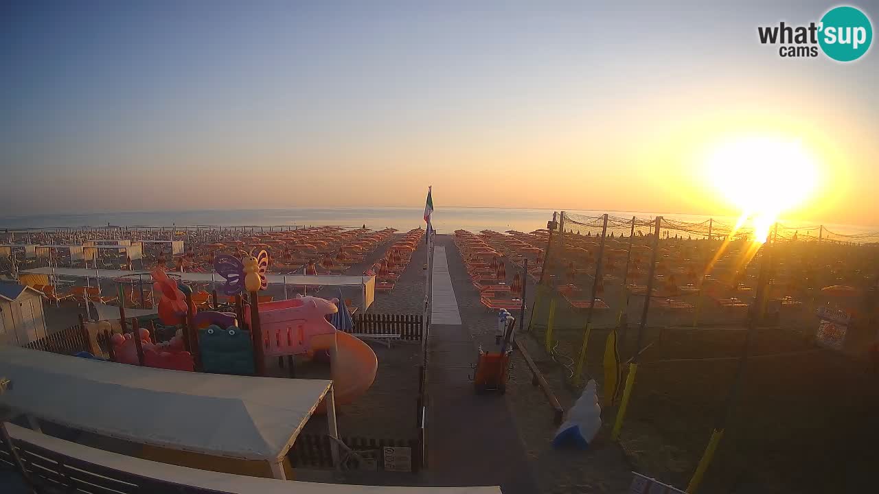 Riccione Beach Zone 3 Webcam – Live View