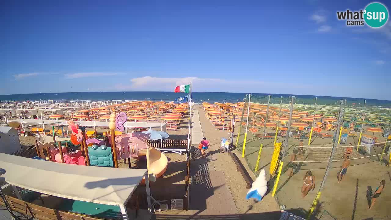 Web kamera Riccione Plaža Zona 3 – Pogled uživo