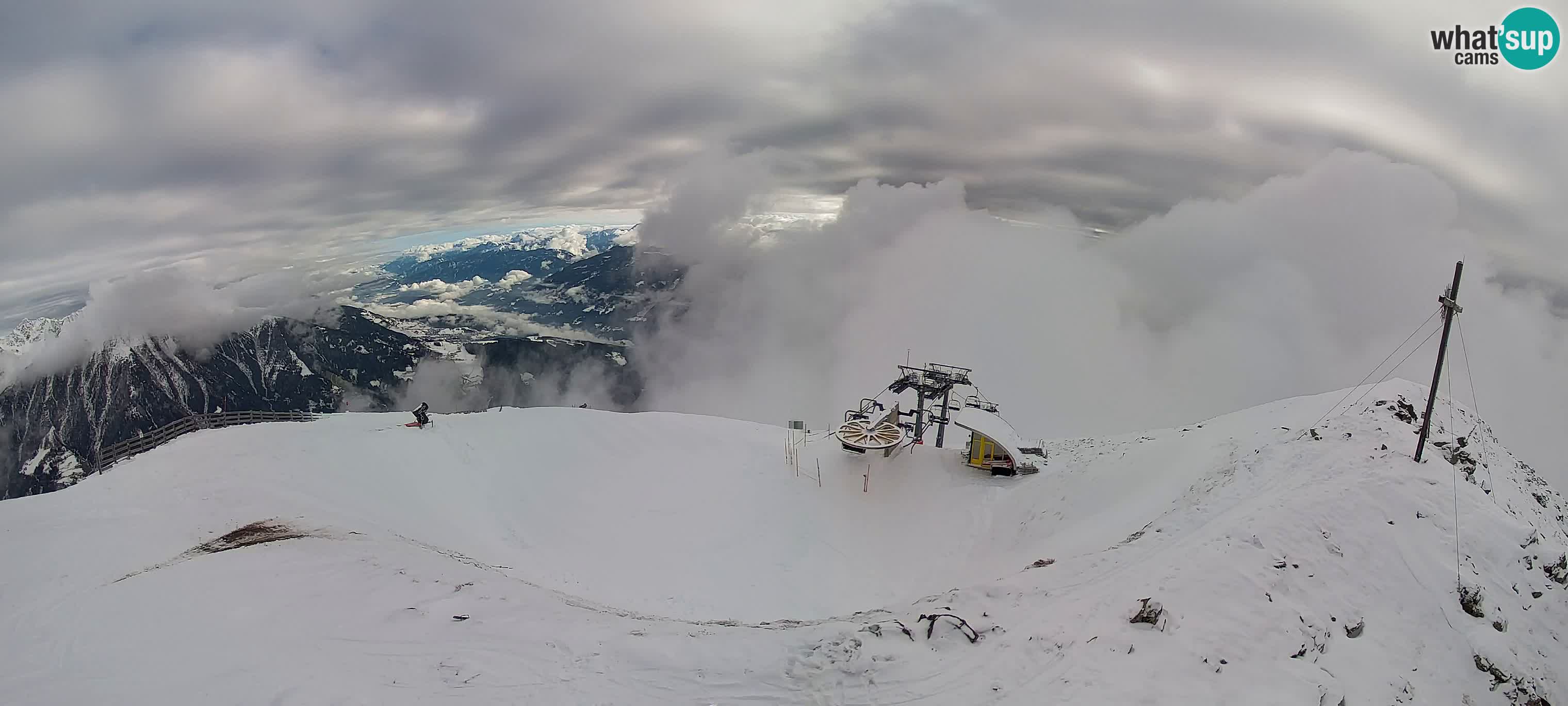 Spletna kamera Gitschlift / sedežnica Gitsch – Zgornja postaja (2.512 m)
