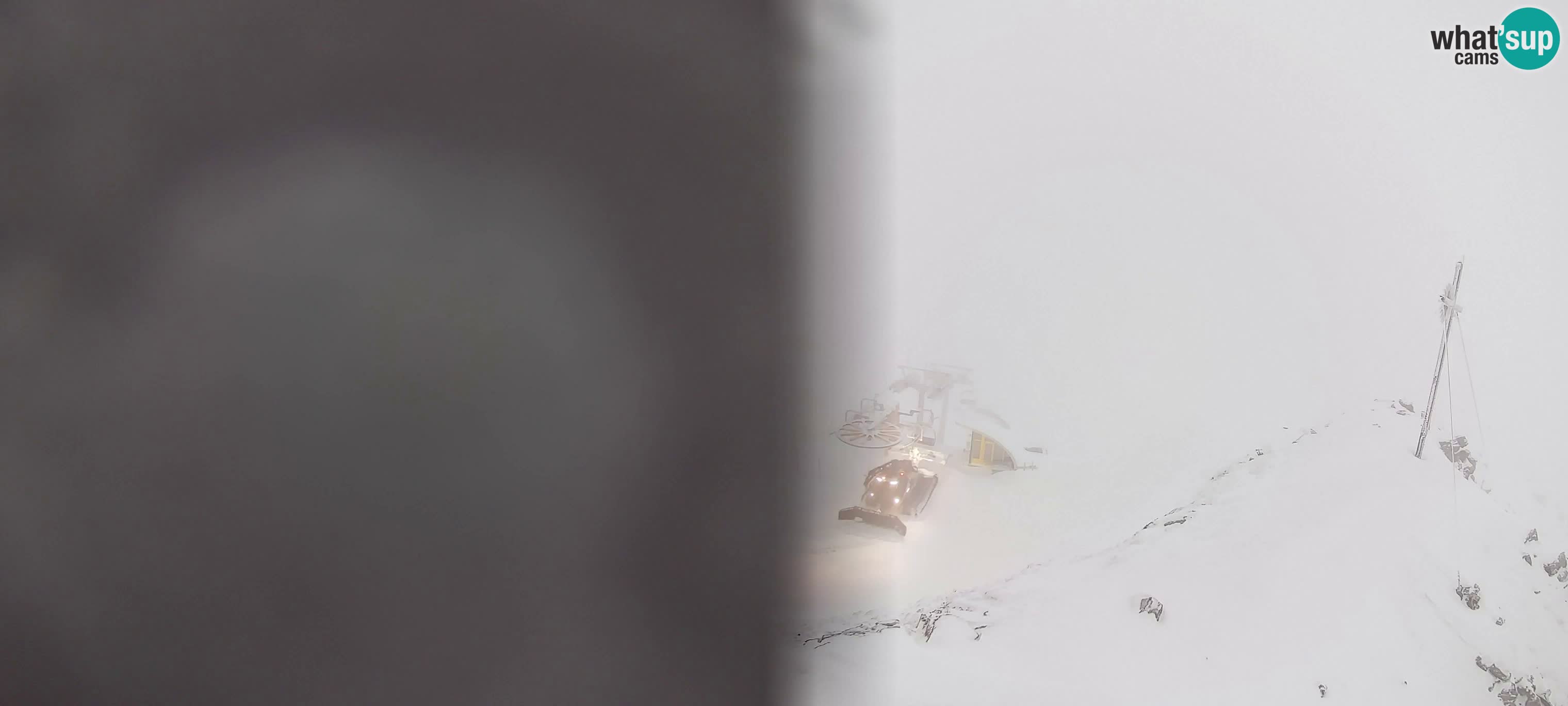 Spletna kamera Gitschlift / sedežnica Gitsch – Zgornja postaja (2.512 m)