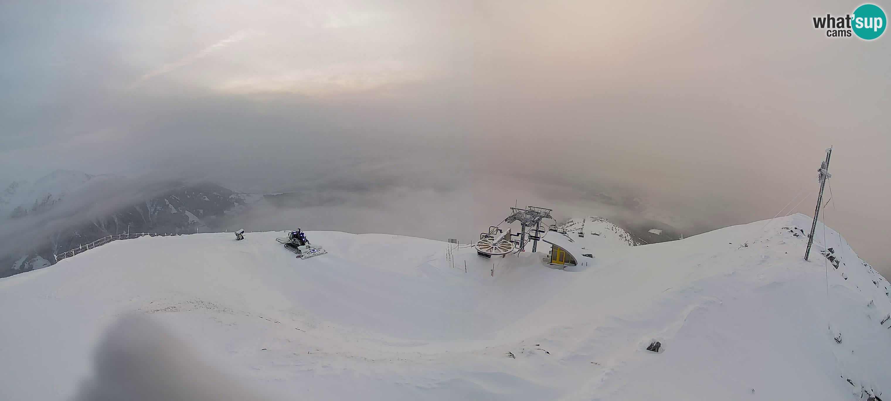Spletna kamera Gitschlift / sedežnica Gitsch – Zgornja postaja (2.512 m)